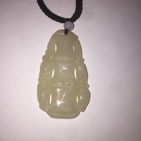 Authentic Jade “Jadeite” Bamboo Pendant Feng Shui - Picture 4 of 6